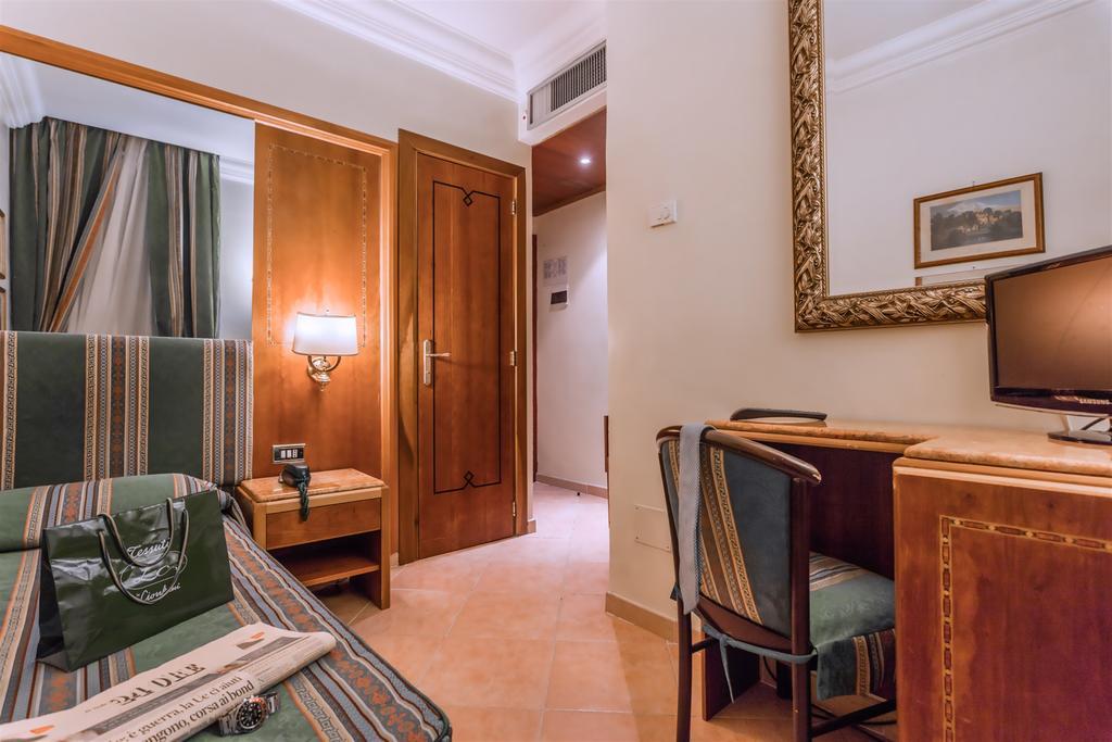 Hotel Raeli Floridia Rom