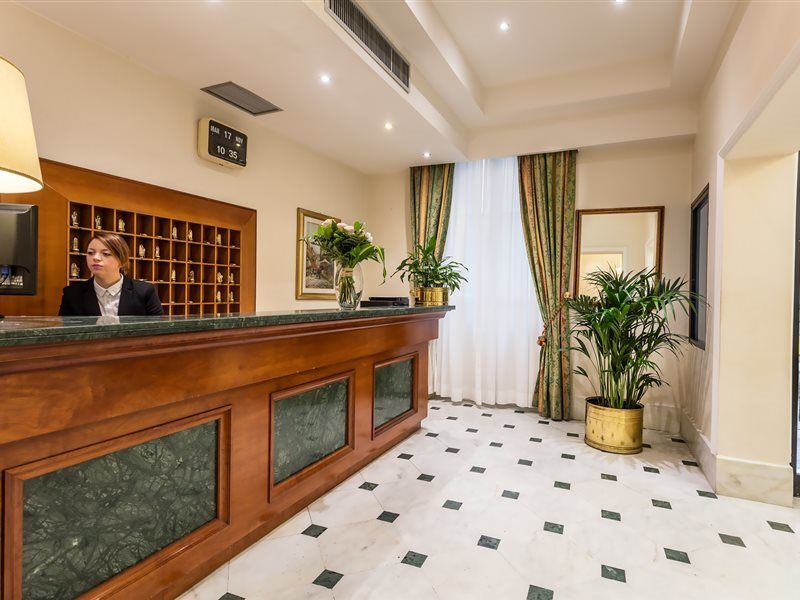 Hotell Raeli Floridia Rom
