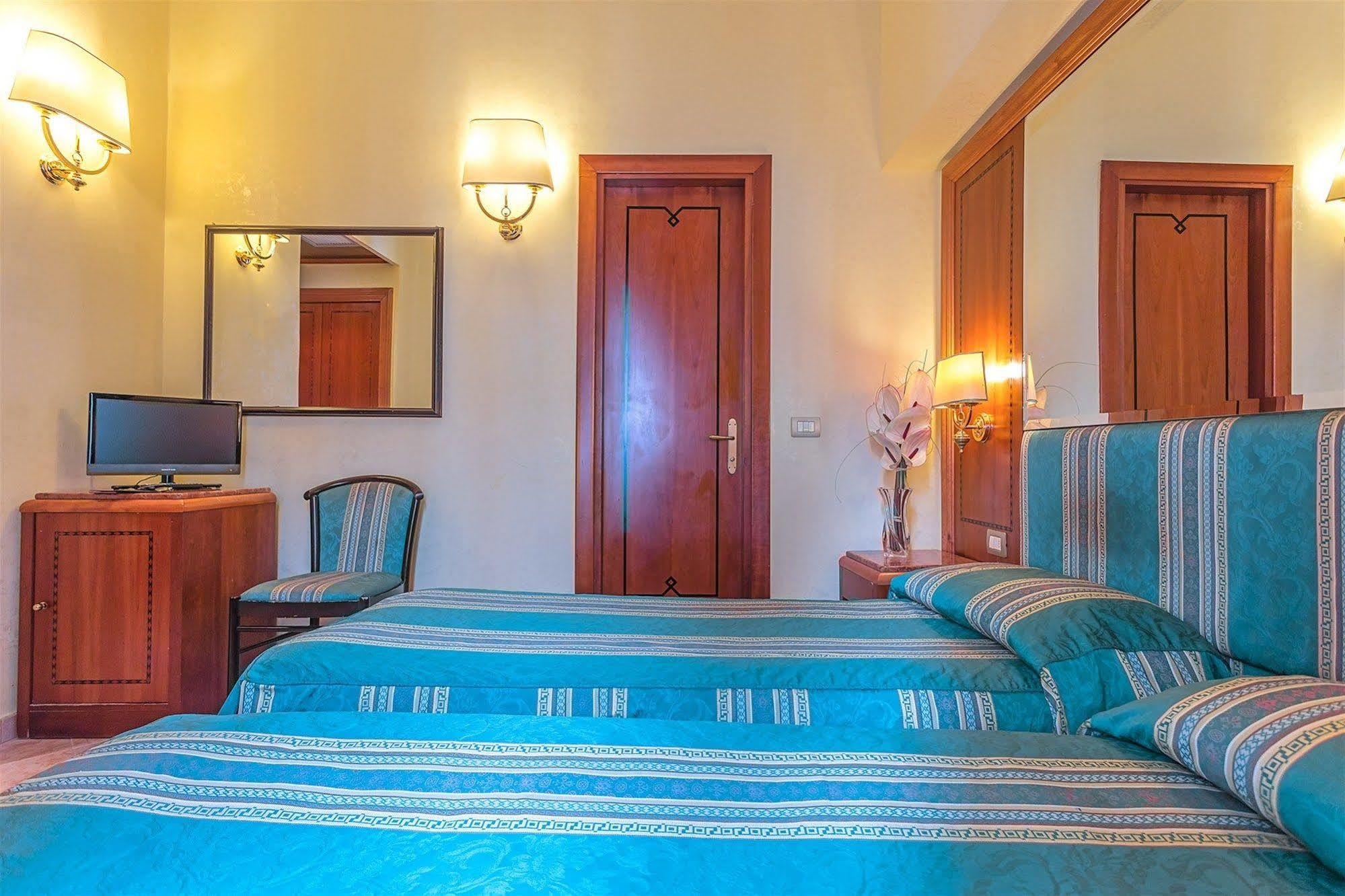 Raeli Floridia 3* Rom